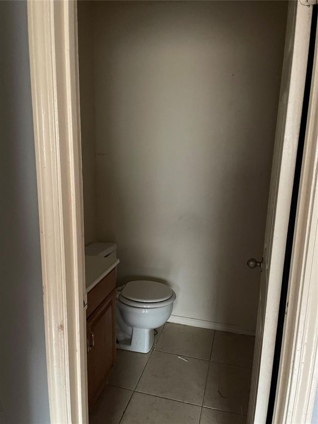 814 Deercrest St, House other with 3 bedrooms, 2 bathrooms and 1 parking in Channelview TX | Image 12