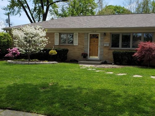 1715 Verde Ct, Mount Prospect, IL, 60056-2879 | Card Image