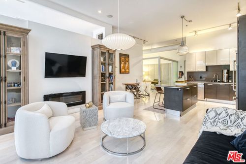 107-13320 S Beech Ln, LOS ANGELES, CA, 90042-4983 | Card Image