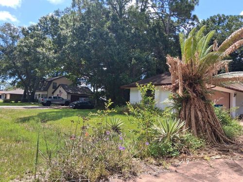 230 Peake Street Ne, PALM BAY, FL, 32907 | Card Image