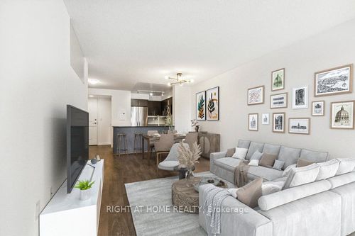 809-125 Western Battery Rd, Toronto, ON, M6K3R8 | Card Image