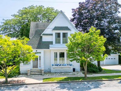 511 Hill Street, House other with 3 bedrooms, 2 bathrooms and null parking in Green Lake WI | Image 3