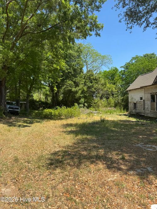 218 Spring St, Hamlet, NC, 28345-2725 | Card Image