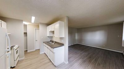 102 - 10114 105 Ave, Condo with 1 bedrooms, 1 bathrooms and null parking in Grande Prairie AB | Image 3