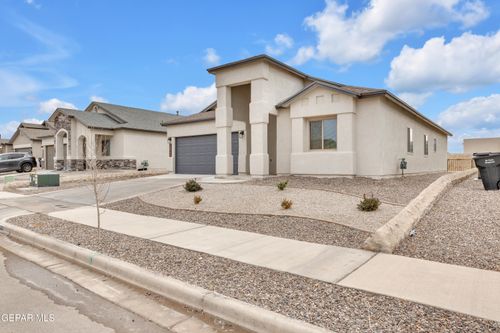13688 Lago Vista Ave, Horizon City, TX, 79928-6078 | Card Image