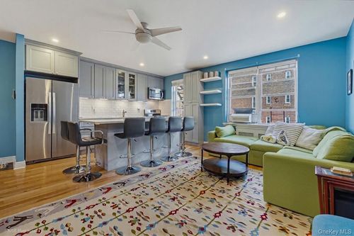 5b-39-55 51st Street, New York, NY, 11377 | Card Image