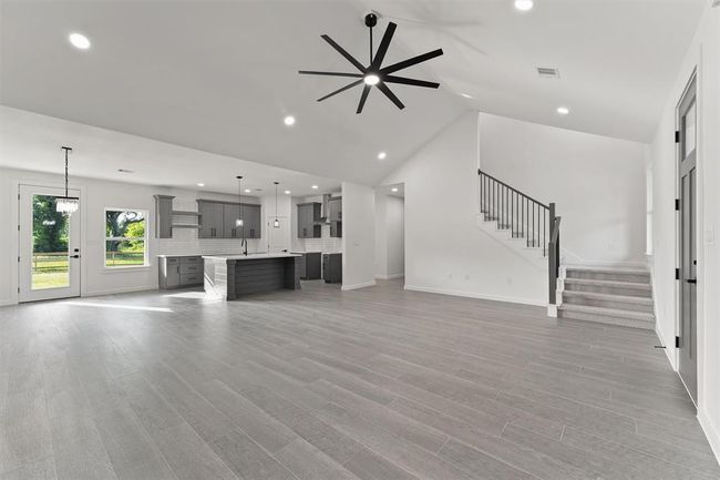 252 Davis Bend Rd, House other with 5 bedrooms, 3 bathrooms and 2 parking in Alvin TX | Image 4