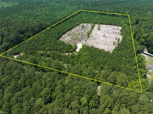 20ac Ridge Rd, Cobbs Creek, VA, 23035-2134 | Card Image