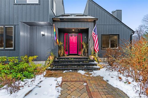 215 Route 164, Patterson, NY, 12563-2819 | Card Image