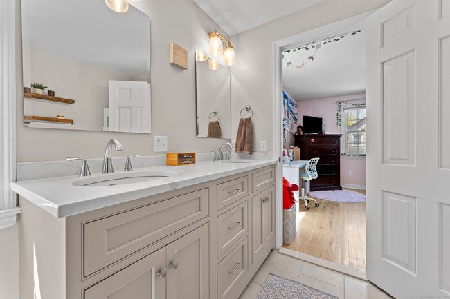 28 Hilltop Dr, House other with 4 bedrooms, 3 bathrooms and 6 parking in Trumbull CT | Image 26