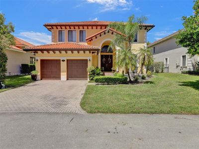 19030 Sw 74th Ave, House other with 5 bedrooms, 4 bathrooms and null parking in Cutler Bay FL | Image 2