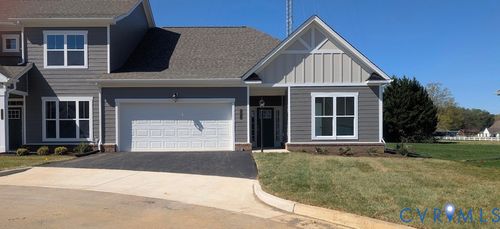 8693 Hope Farm Ln, Mechanicsville, VA, 23111-3307 | Card Image