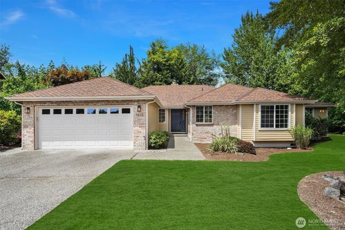 1815 Field Avenue Ne, Renton, WA, 98059 | Card Image