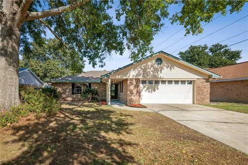 232 Lake Village Blvd, Slidell, LA, 70461-3614 | Card Image