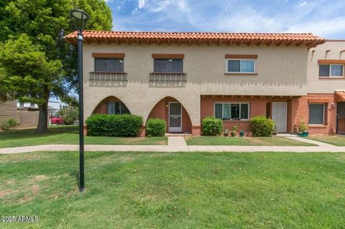 2915 E Fairmount Ave, Phoenix, AZ, 85016-6957 | Card Image