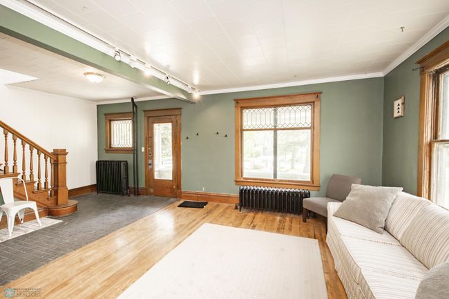 Living Room | Image 16