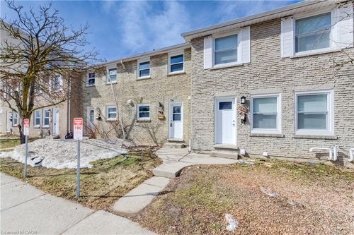 184 Westcourt Pl, Waterloo, ON, N2L2R7 | Card Image