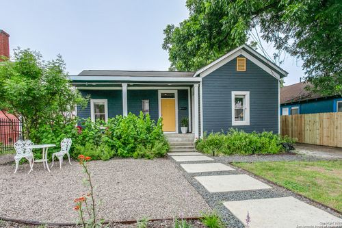 312 Burleson, San Antonio, TX, 78202-1805 | Card Image