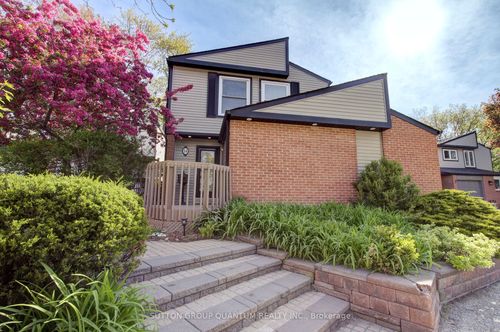 14-336 Queen St S, Mississauga, ON, L5M1M2 | Card Image