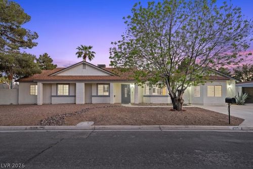 4515 Steeplechase Ave, North Las Vegas, NV, 89031-2180 | Card Image