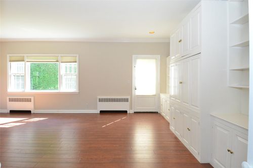 25 Hathaway Rd, Bronxville, NY, 10708-4420 | Card Image