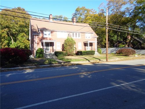 115 Roger Williams Ave, Rumford, RI, 02916-3421 | Card Image