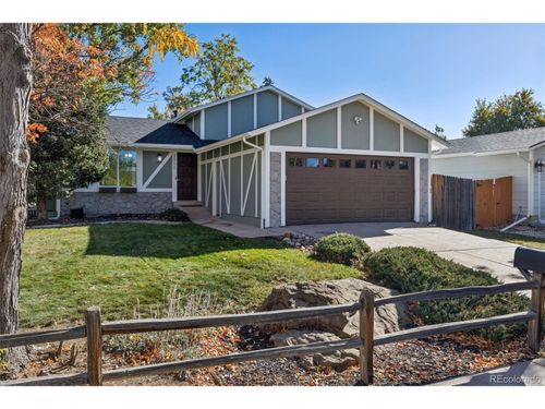 3850 S Olathe Cir, Aurora, CO, 80013-2845 | Card Image