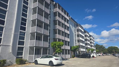 a212-16851 Ne 23rd Ave, North Miami Beach, FL, 33160-3778 | Card Image
