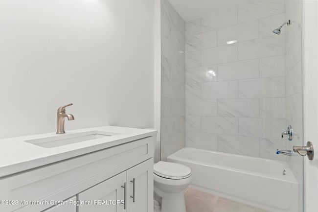 46 Dupont Ave, House other with 5 bedrooms, 4 bathrooms and null parking in Seaside Heights NJ | Image 19