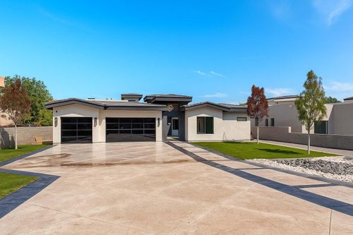 416 Bledsoe Rd Nw, Los Ranchos, NM, 87107-6215 | Card Image
