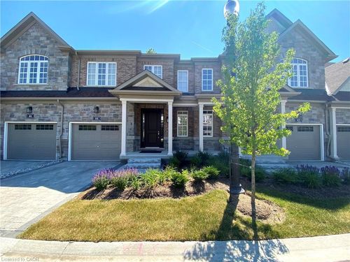 44 Windsor Cir, Niagara On The Lake, ON, L0S1J0 | Card Image