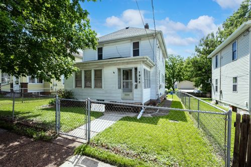 1913 10th St, Moline, IL, 61265-4741 | Card Image
