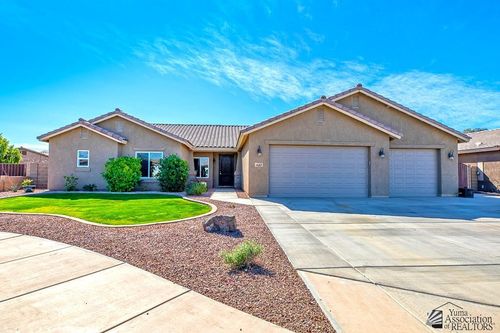 3667 W 37th St, Yuma, AZ, 85365-7965 | Card Image