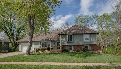 8816 E 110th St, Kansas City, MO, 64134-3036 | Card Image