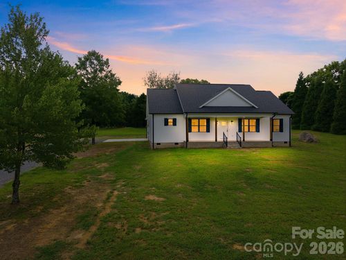 417 E 2nd St, Salisbury, NC, 28146 | Card Image