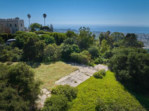 1031 Las Alturas Road, Santa Barbara, CA, 93103 | Card Image
