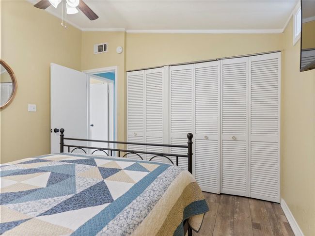 327 Bayshore Dr, House other with 3 bedrooms, 3 bathrooms and null parking in Palacios TX | Image 16