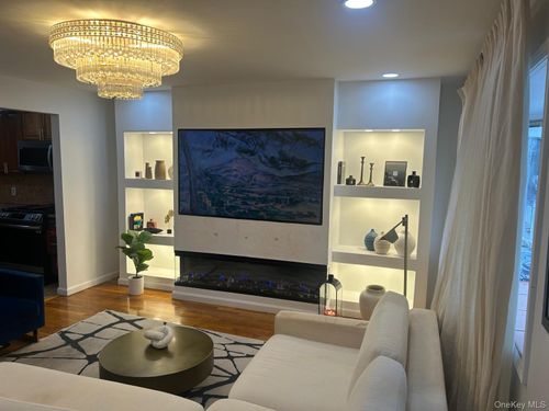 264 Hosmer Ave, Bronx, NY, 10465-3135 | Card Image