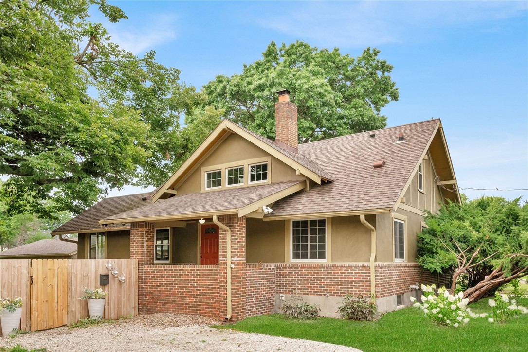Hickman Rd, Des Moines, IA 50310