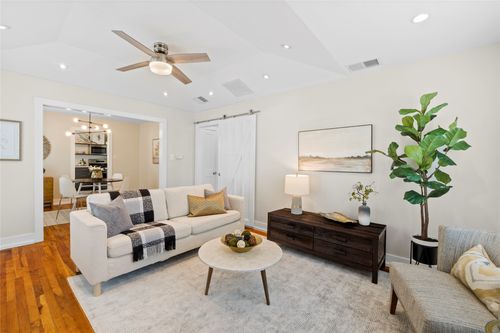 7803 Watson St, Austin, TX, 78757-1541 | Card Image