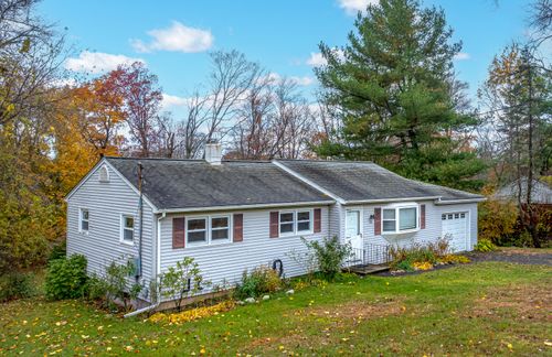 18 Sand Hill Rd, Bethel, CT, 06801-1025 | Card Image