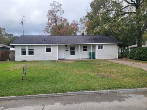 2325 Butler Dr, Orange, TX, 77630-2557 | Card Image