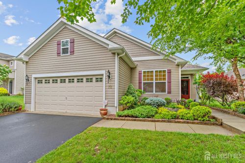 72 Wintergreen Dr, Manalapan, NJ, 07726-6009 | Card Image