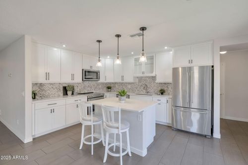 99-7500 E Deer Valley Rd, Scottsdale, AZ, 85255-4814 | Card Image