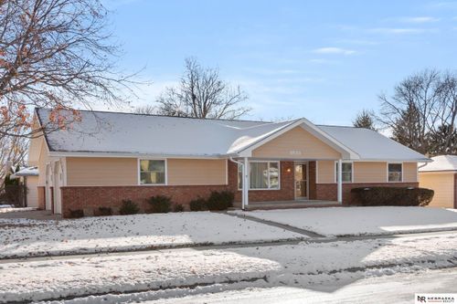 8533 Sunbeam Ln, Lincoln, NE, 68505-3160 | Card Image