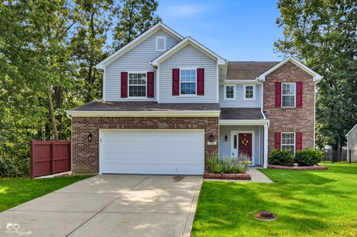 10695 Trailwood Dr, Fishers, IN, 46038-6513 | Card Image