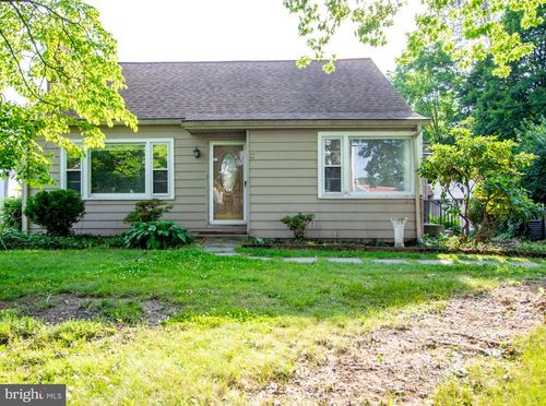 14 Crest Ave, LANCASTER, PA, 17602-4102 | Card Image