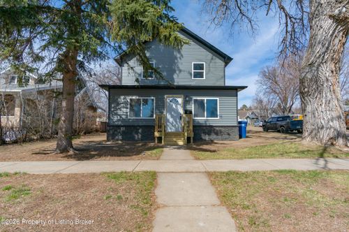 45 4th Street E, Dickinson, ND, 58601 | Card Image