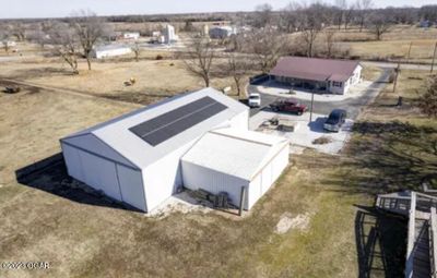 307 N Linebarger Street, House other with 3 bedrooms, 2 bathrooms and null parking in Fairview MO | Image 3