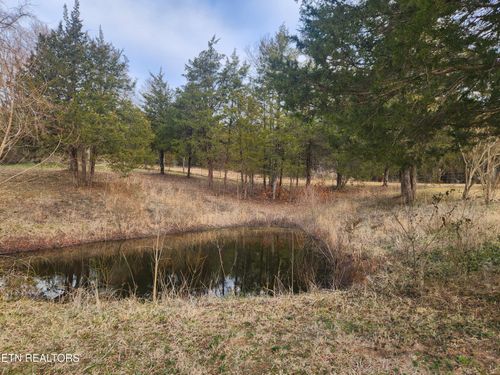 1526 Tom Mccall Rd, Maryville, TN, 37801-1318 | Card Image